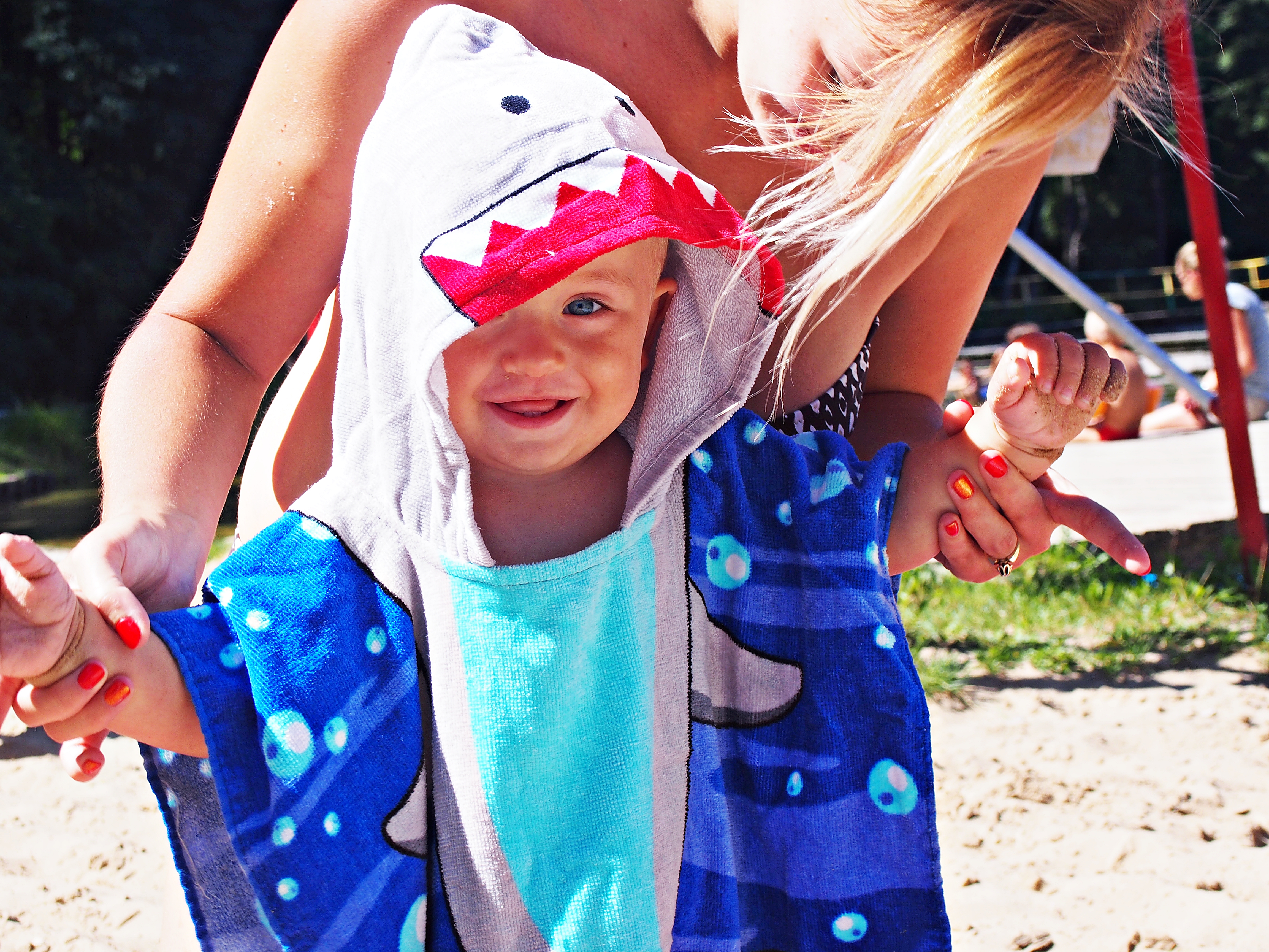 OLYMPUS DIGITAL CAMERA